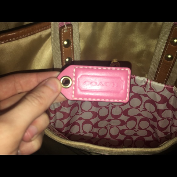 LARGE COACH CREAM & PINK BAG w COACH KEYTAG - Picture 5 of 8
